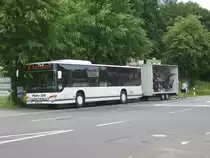 Ein Setra S 4000 �berland Bus in Herchenhain als Vulkan Express auf der Linie 95 am 12.06.11 mit Fahrrad Anh�nger 