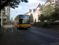 Mercedes 0 580 in nhe Lister Platz in Hannover, am 07.06.2011.