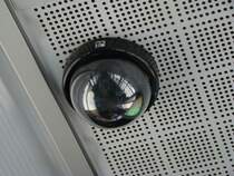 Eine �berwachungskamera in einen MB Citaro der VIP.