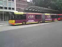 KO-RY 329 f�hrt wie in einigen andern St�dten (z.B Bonn) Werbung f�r die Firma  Germanwings . Der Solaris Urbino 18 wurde wie alle anderen Urbino´s im Fuhrpark zum gleichen Zeitpunkt beschaffen. Aufgenommen am 24.6.2011 am Koblenzer HBF. 