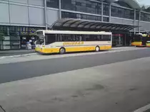 Mercedes-Benz O407 (Nummer unbekannt) der Firma  Griesar  aus Ebernhahn, aufgenommen am 24.6.2011 am Hauptbahnhof in Koblenz. 