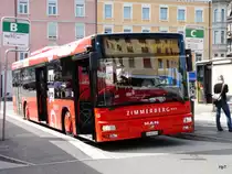 Zimmerberg Bus - MAN Nr.23 ZH 402785 unterwegs auf der Linie 122 bei den Bushaltestellen vor dem Bahnhof W�denswil am 10.06.2011