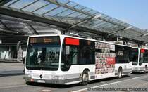 Mbus 0904 mit TB fr Mbus Eigenwerbung. 
Aufgenommen am HBF Mnchengladbach, 6.3.2011.
