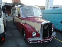 Reusser, Thun - BE 8484 - Saurer am 2. Juli 2011 in Thun, Garage