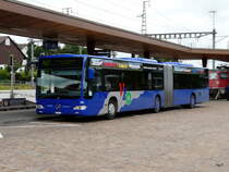 VZO - Mercedes Citaro Nr.109  ZH 745109 bei den Bushaltestellen beim Bahnhof in Wetzikon am 24.06.2011