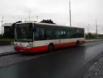 Nochmals 5. Kurs der 180er: nach zwei Runden wurde 3237 wegen defekten Bordcomputer (keine Haltestellenmeldung, keine Linienbezeichnung, keine Funktion der Entwerter) durch 3509 ersetzt. Dieser Iveco Citelis (KFZ 6A6 6460) war 2006 bei Karosa fr Prager Verkehrsbetriebe gebaut. Endstelle Řepy, 31. 7. 2011.