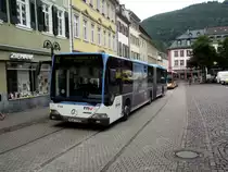 Ein blau weier Mercedes Benz Citaro G in Heidelberg am 03.08.11