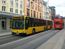 Mercedes-Benz O 530 II (Citaro Facelift) auf der Linie E63 nach Striesen West Bergmannstra�e an der Haltestelle Blasewitz Schillerplatz.(23.7.2011)