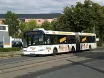 Solaris Urbino auf der Linie E63 nach Pillnitz Leonardo-da-Vinci-Stra�e an der Haltestelle nahe der Haltestelle Striesen West Spenerstra�e.(24.7.2011)