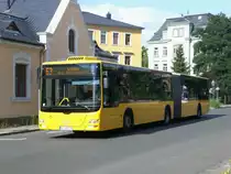 MAN Niederflurbus 3. Generation (Lion's City) auf der Linie 63 nach L�btau Tharandter Stra�e an der Haltestelle an der Haltestelle Blasewitz W�gnerstra�e.(24.7.2011)