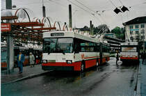 Aus dem Archiv: WV Winterthur - Nr. 131 - Saurer/FHS Gelenktrolleybus am 18. April 1999 beim Bahnhof Winterthur