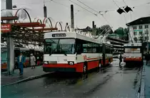 Aus dem Archiv: WV Winterthur - Nr. 131 - Saurer/FHS Gelenktrolleybus am 18. April 1999 beim Bahnhof Winterthur