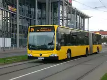 Mercedes-Benz O 530 II (Citaro Facelift) auf der Linie 64 nach Kaditz Am Vorwerksfeld an der Haltestelle Kaditz Elbepark.(28.7.2011)