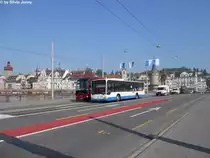 vbl/Heggli Nr. 723 (Mercedes Citaro O530) am 2.8.2011 auf der luzerner Seebr�cke auf der Linie 14. Da die vbl f�r den Unterhalt der Heggli Fahrzeuge verantwortlich ist, kann es durchaus zu einem Fahrzeugtausch kommen, wo dann Heggli-Fahrzeuge auf vbl-Linien und umgekehrt fahren.
