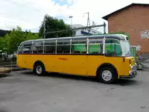 FBW Postauto Oldtimer abestellt beim Bahnhof B�mlitz S�d am 07.08.2011