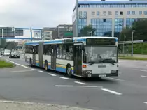 Mercedes-Benz O 405 N (Niederflur-Stadtversion) auf der Linie 31 nach Yorkgebiet an der Haltestelle Br�ckenstra�e.(4.8.2011)