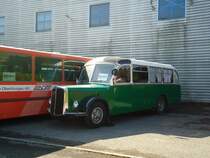 VR La Chaux-de-Fonds (R�trobus L�man) - Nr. 22 - Saurer am 20. August 2011 in Moudon, R�trobus L�man