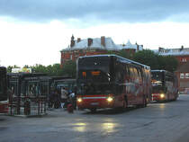 Gdańsk, Busbahnhof, 23.06.2011, Linie P1.  PolskiBus  ist ein neues Projekt der Firma Souters Holding in Polen. Man kann fr 1 Zloty (etwa  0,25) mit jede Linie (von Warszawa nach Wien, Praha, Bratislava, Szczecin, Krakw, Gdańsk, Białystok, Lublin und Berlin) fahren.