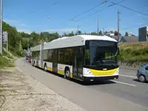 VBSH Nr. 101 am 31.8.2011 beim Aufstieg nach Neuhausen, zwischen den Haltestellen Kreuz und Scheidegg. Ziemlich heiss war mein Fussmarsch vom HB SH bis zur Endstation!
