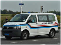 Volkswagen Kleinbus in den Strassen vn Etten-Leur am 02.09.201 aufgenommen.