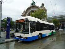 VBL Luzern - Nr. 74/LU 250'374 - Volvo am 5. September 2011 beim Bahnhof Luzern