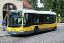 BERLIN, 04.07.2009, Wagen 2434 als Ringlinie 326 an der Start-/Zielhaltestelle S-Bahnhof Hermsdorf (S-Bahnlinie S1) 