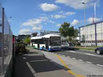 vbl/Heggli Nr. 77 (Volvo 7700 Hybrid) am 9.9.2011 in Kriens, Sternmatt