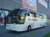 Neoplan Starliner SHDH  Prayon , 20.09.2011 Karlsruhe