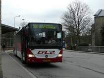 CFL 74 (RR 6415) Dieser Dreiachser M.B.  Integro  wartet noch auf die letzten Fahrgste am Bahnhof Ettelbrck, um seine Dienstreise Richtung Echternach anzutreten.  20.01.08