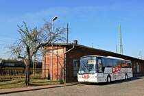 LEO Reisen am 22.10.2011 am Bahnhof Guben