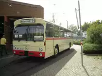 Am 12.09.2010, dem Tag des Denkmals war KA-JS 318 auf dem Betriebshof Karlsruhe Tullastra�e abgestellt und wartete auf zahlreiche Besucher.