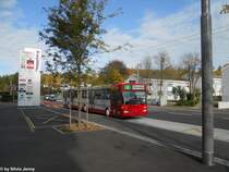 Stadtbus Winterthur Nr. 149 (Mercedes O405GTZ) am 26.10.2011 bei der Endstation Rosenberg. Diese neue Linienf�hrung der Linie 3 erfordete ebenfalls mehr Fahrzeuge, dadurch wurden noch nicht alle Mercedes Trolleybusse ausgemustert.