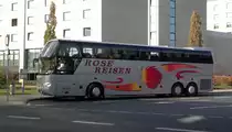 Neoplan am 02.11.2011 am Flughafen Hannover.