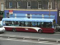 Edinburgh am 19.10.2010 ein Bus der 'Lothian Buses' auf dem 'Leith Walk' 