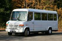 Kowex auf Basis Mercedes Vario 818 D  HVB Wiest+Sch�rmann , Shuttlebus Burg Hohenzollern bei Balingen 01.11.2011