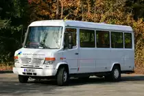 Kowex auf Basis Mercedes Vario 818 D  HVB Wiest+Sch�rmann , Shuttlebus Burg Hohenzollern bei Balingen 01.11.2011