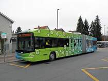 Zuerst wird der Hybridbus der Firma Hess auf der Linie 34 getestet.Hier steht der Bus an der Endstation in Bottmingen. Die Aufnahme stammt vom 15.11.2011.