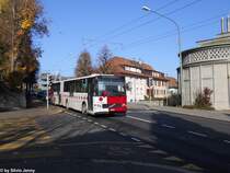 tpf r�gional Nr. 129 (Volvo/Hess B10M) am 9.11.2011 in Fribourg, Gambach.