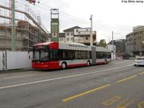 Stadtbus Winterthur Nr. 101 (Hess Swisstrolley 3 BGT-N1C) am 4.11.2011 beim Hauptbahnhof als Fahrschulwagen, der abgeb�gelt wurde, damit er den regul�ren Bussen nicht im Weg steht.