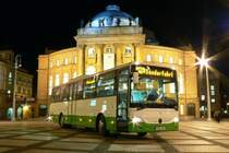 Mercedes Benz Integro II als Wagen 11/8437, C-AS 658, Autobus Sachsen Chemnitz, am Theaterplatz Chemnitz