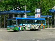 MB O 407, Wagen 12/8370 der Autobus Sachsen bei der Ausfahrt aus dem Chemnitzer Omnibusbahnhof im Juli 2007