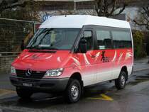 BGU - Kleinbus Mercedes 313 CDI 4 x 4 Nr.1 SO 21956 der Busbetriebe Grenchen und Umgebung bei der Haltestelle vor dem Bahnhof Grenchen S�d eingeteilt auf der Linie 18 Grenchenberge am 02.02.2008