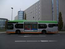 Solaris Ivrinve der �stra macht Werbung f�r  Hannover 96 Master Card , am 09.11.2011 am Hannover/Airport.