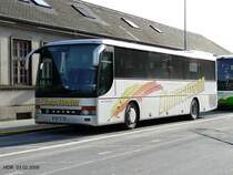 Ein Reisebus (Setra S 315 GT) einer franz�sischen Busfirma abgestellt am Bahnhof Luxemburg. 03.02.08