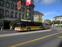 MAN Bus mit der Betriebsnummer 102 auf der Linie 1 f�hrt zum Bahnhof Thun. Die Aufnahme stammt vom 12.10.2011.