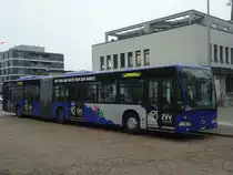 VZO Gr�ningen - Nr. 28/ZH 584'628 - Mercedes Citaro am 24. November 2011 beim Bahnhof Wetzikon