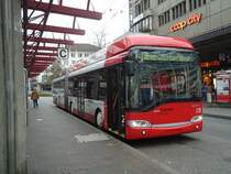 SW Winterthur - Nr. 178 - Solaris Gelenktrolleybus am 24. November 2011 in Winterthur, Hauptbahnhof