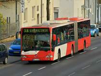 Mercedes Gelenkbus Nr.135 der ASEAG als Linie 3B am 11.12.2011 auf der Vaalserstrasse.