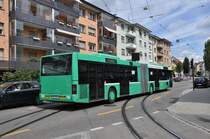 MAN Bus mit der Betriebsnummer 769 auf der Linie 34 am Kronenplatz in Binningen. Die Aufnahme stammt vom 13.08.2011.
 
