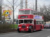 In Leipzig fahren diverse Busse aus anderen St�dten als Stadtrundfahrtbusse. Hier ein alter Londonder Doppelst�cker. 2.2.08